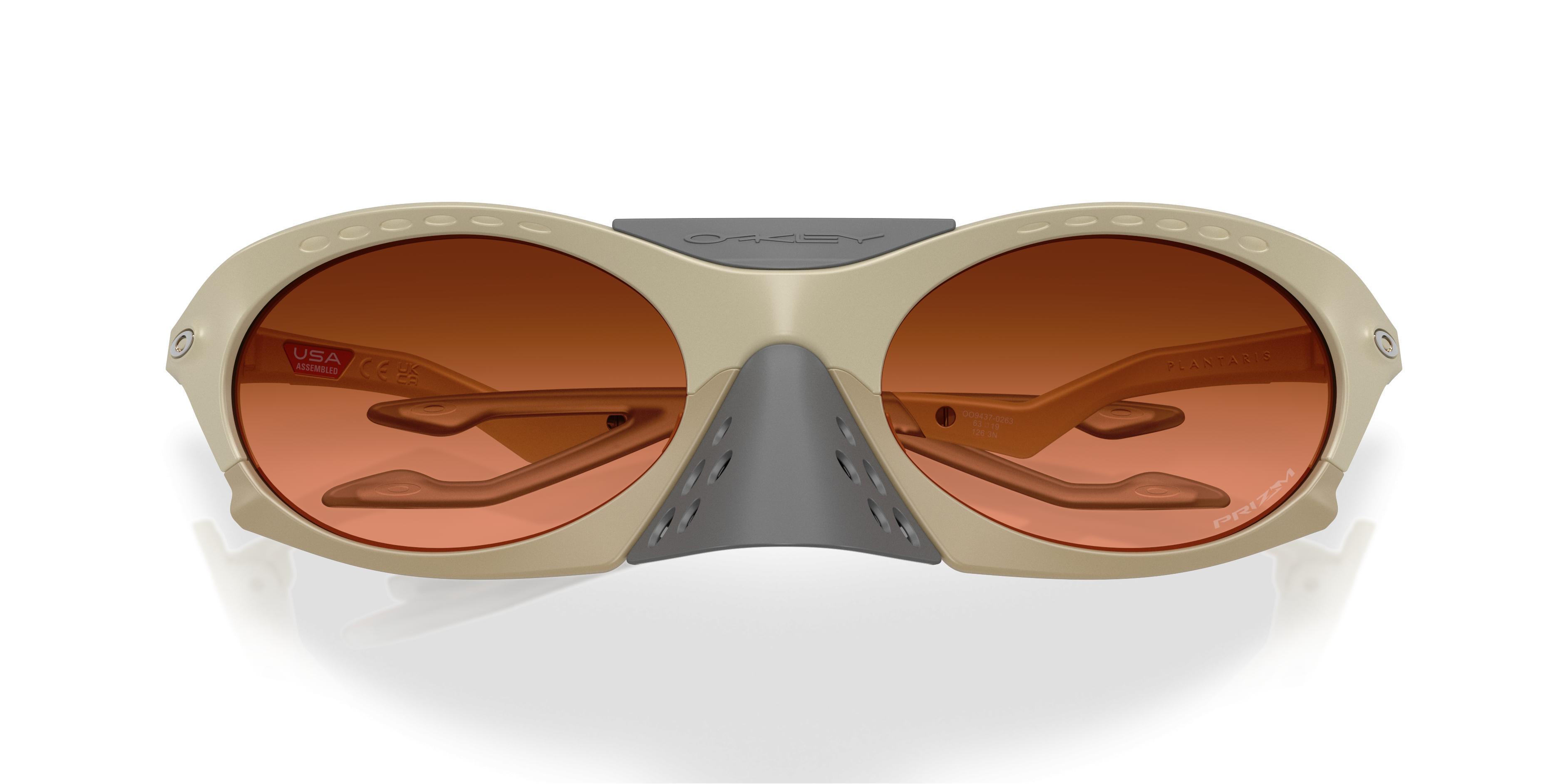 OO9437 PLANTARIS Sunglasses - Oakley Authorized Retailer